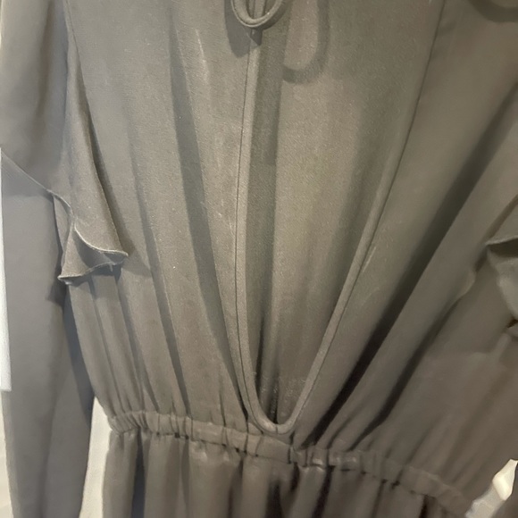 Wilfred / Aritzia jumpsuit with long sleeves - Picture 4 of 6